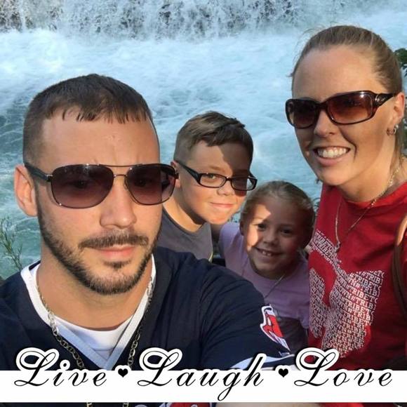 Meet your Posher, Joshua - Picture 1 of 1